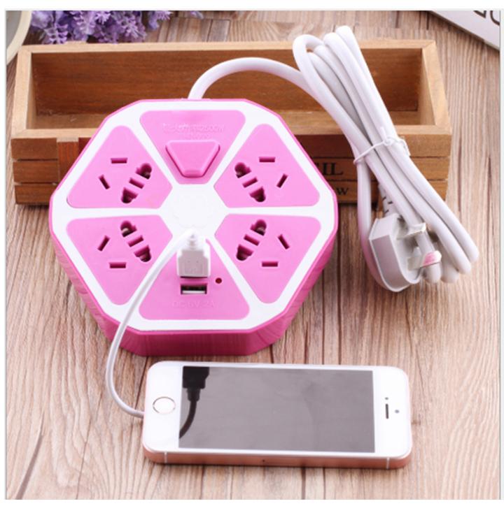 Ổ điện 4 ổ 3 chấu 2 cổng USB