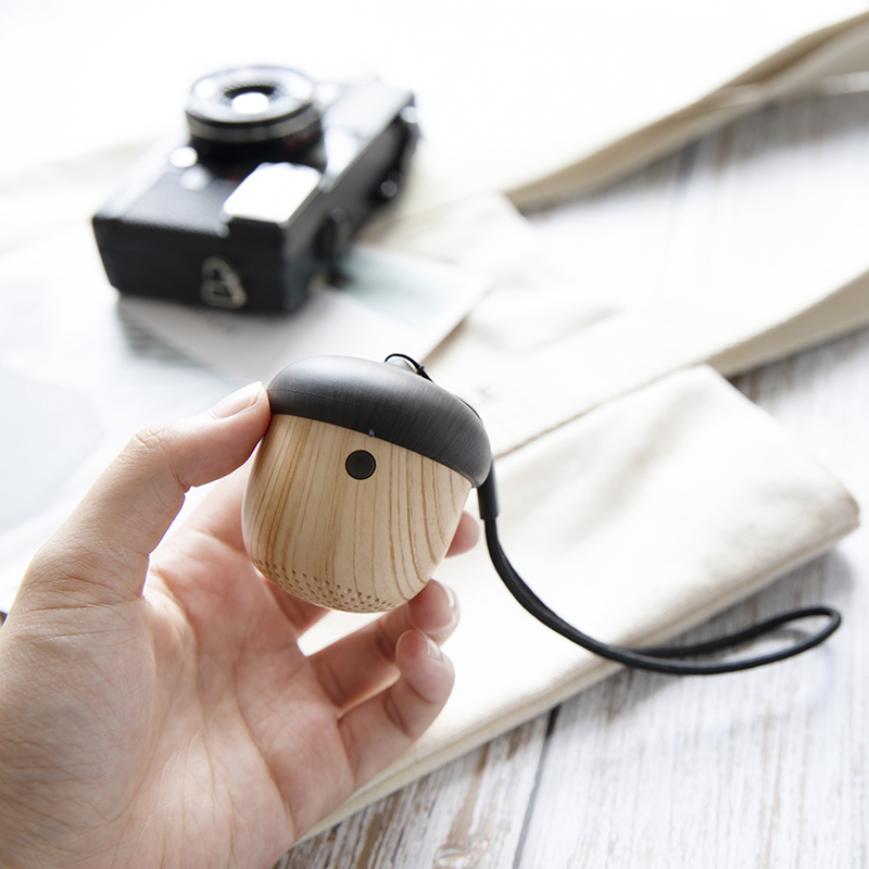 Loa bluetooth hình quả sồi