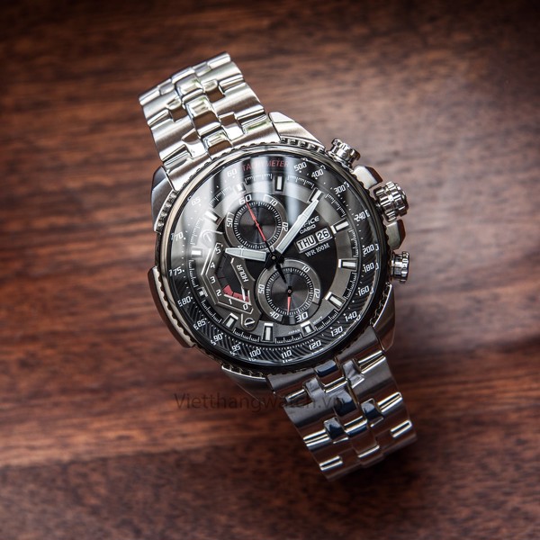 Đồng hồ nam Casio EF-558D-7AVUDF