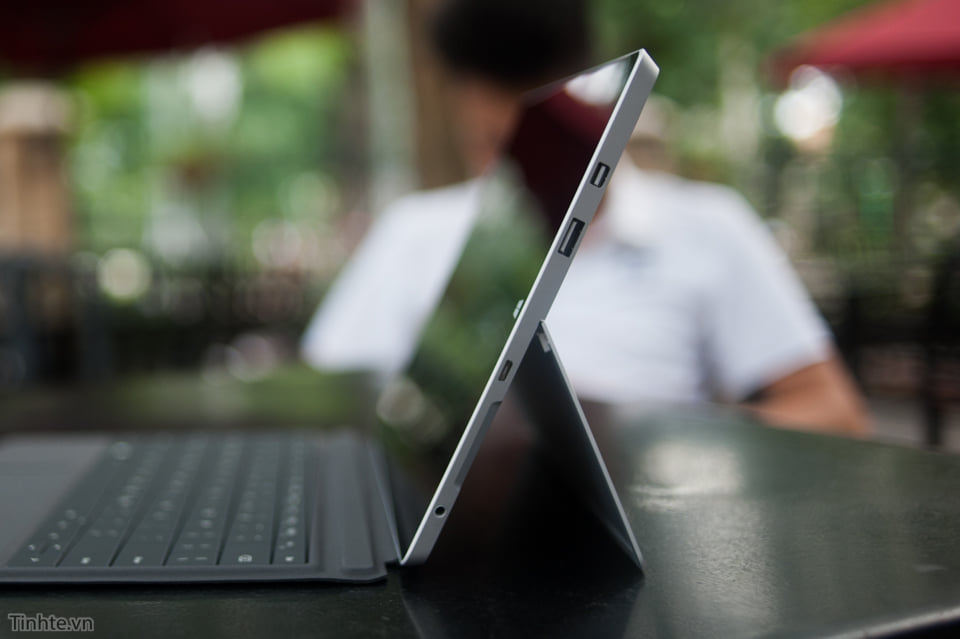 Máy tính bảng Microsoft Surface Pro 4 4GB/128GB