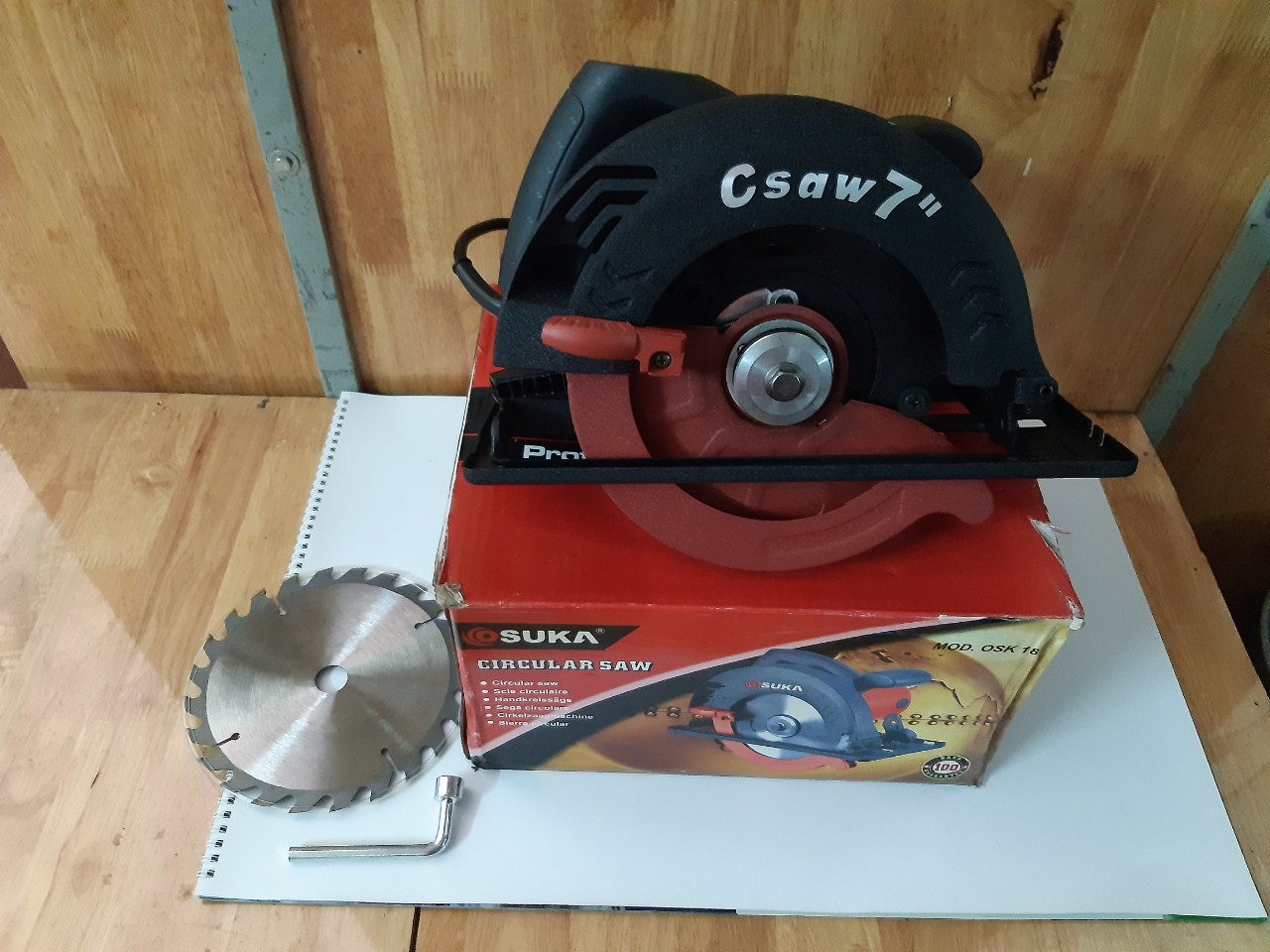Máy cắt gỗ Osuka MOD.OSK 185