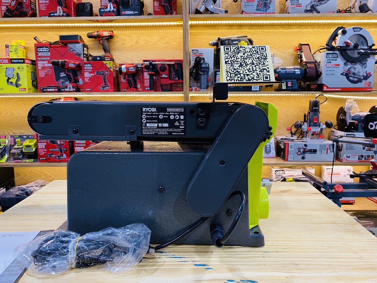 MÁY CHÀ NHÁM BÀN ĐAI VÀ ĐĨA RYOBI RBDS4601G
