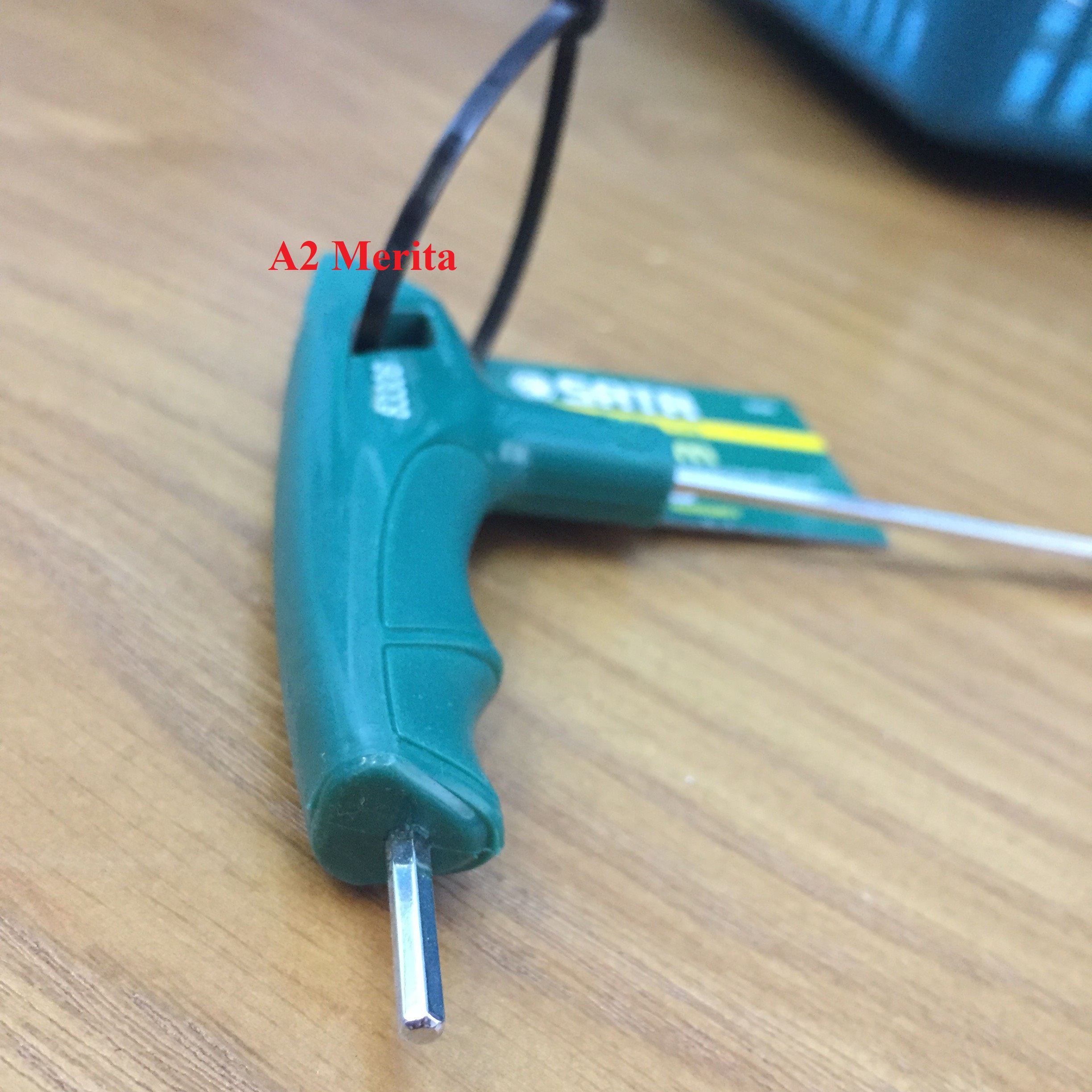 LỤC GIÁC CHỮ T SATA 83306