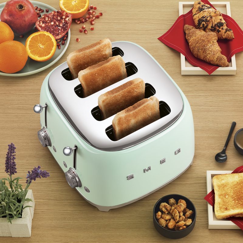 Máy nướng bánh SMEG TSF03