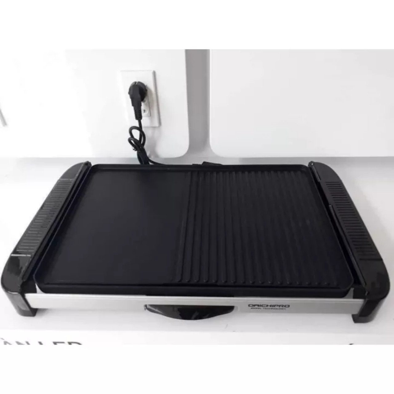 Vỉ nướng điện Daichipro DCP-88A