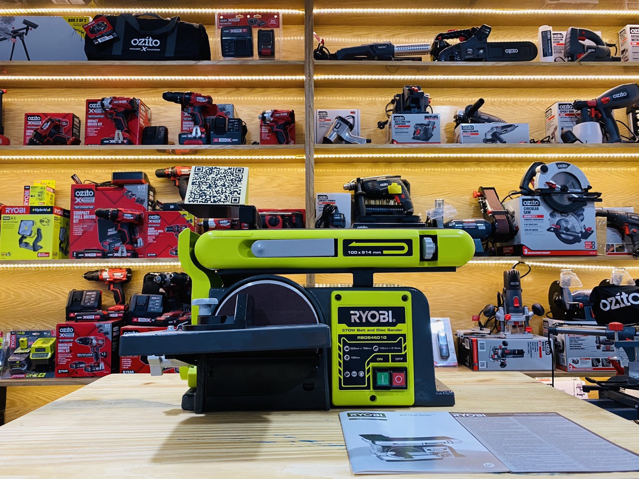 MÁY CHÀ NHÁM BÀN ĐAI VÀ ĐĨA RYOBI RBDS4601G