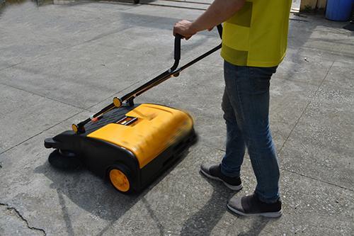 MÁY QUÉT RÁC ĐẨY TAY PALADA PD-750