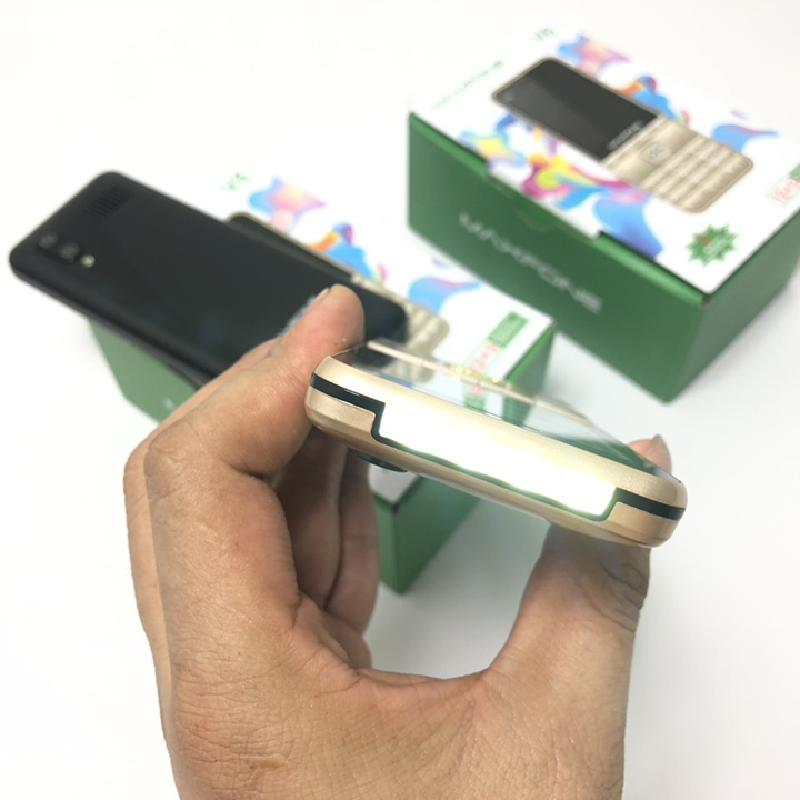 Điện thoại MaxFone V6