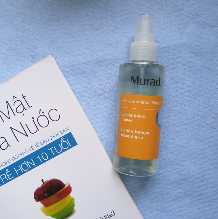 Nước cân bằng độ ẩm Murad Essential-C Toner 180ml