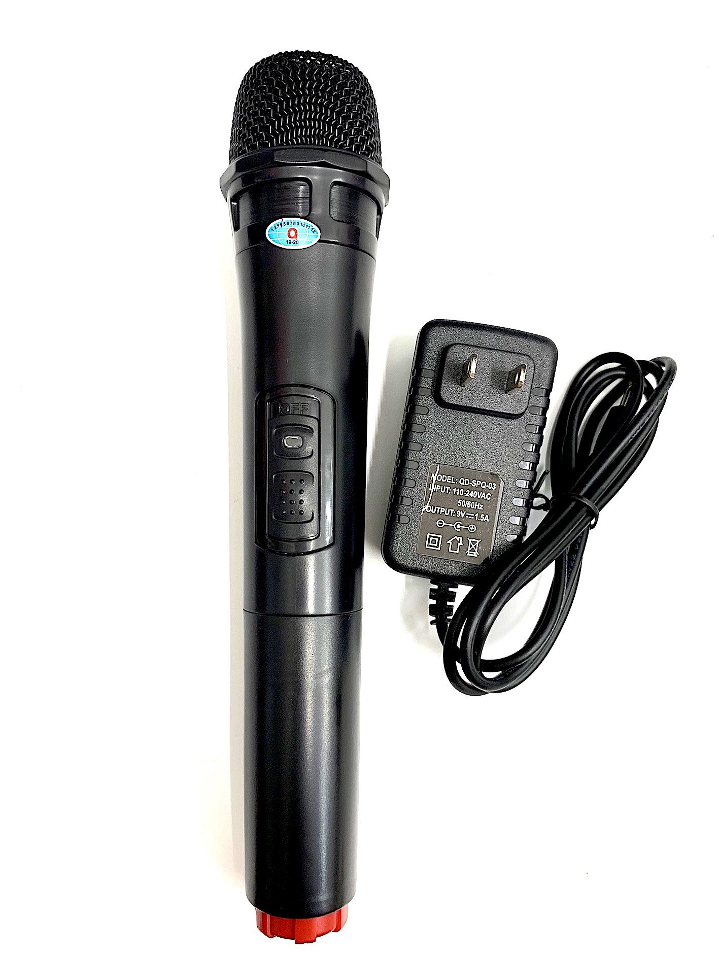 Loa vali kéo kiomic k108