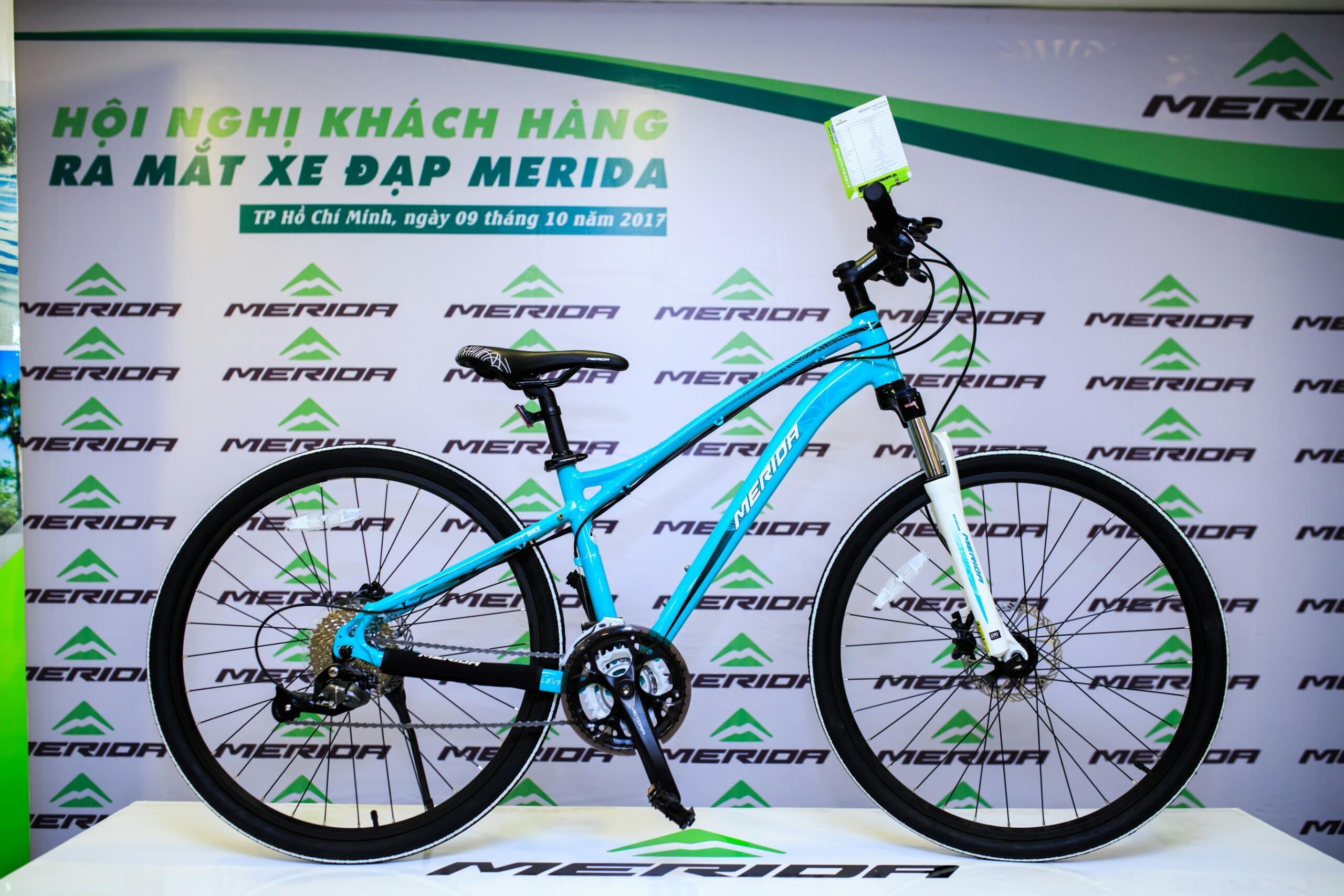 Xe đạp thể thao Merida Victoria 600