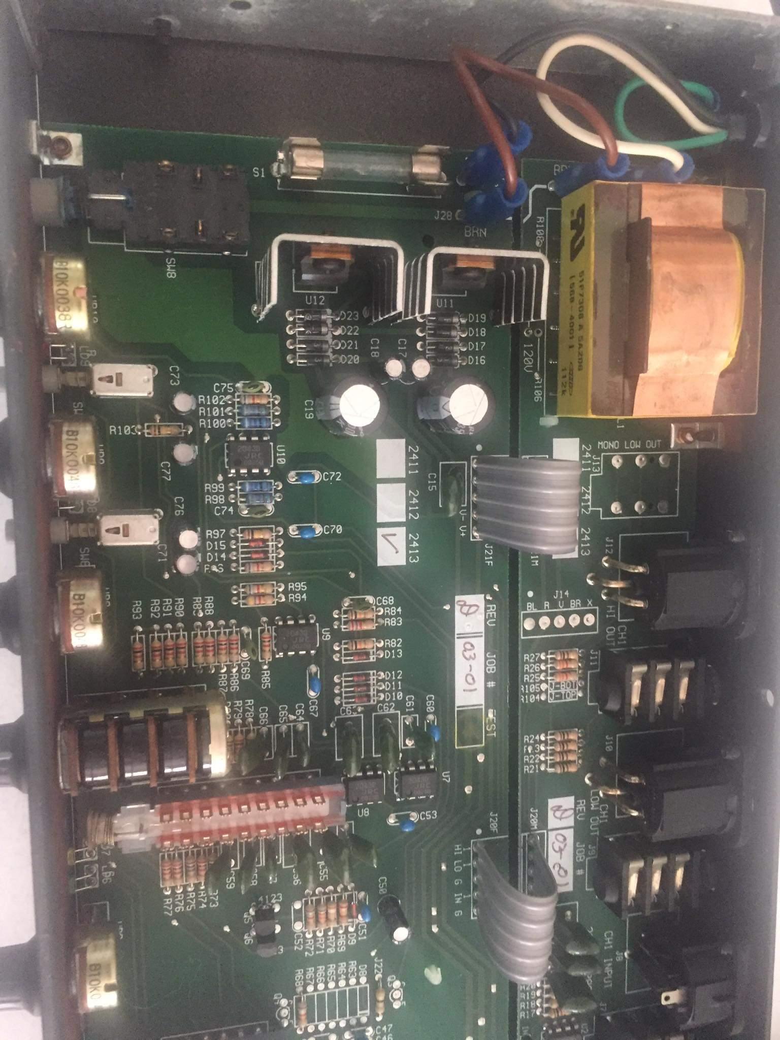 Amply - Amplifier Ashly XR1001