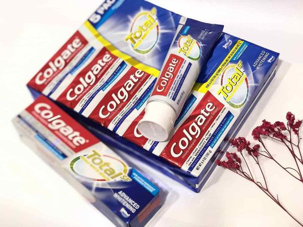 Kem Đánh Răng Colgate Total 181g