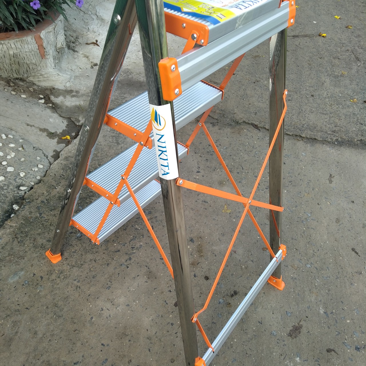 Thang ghế Nikawa NKS-06