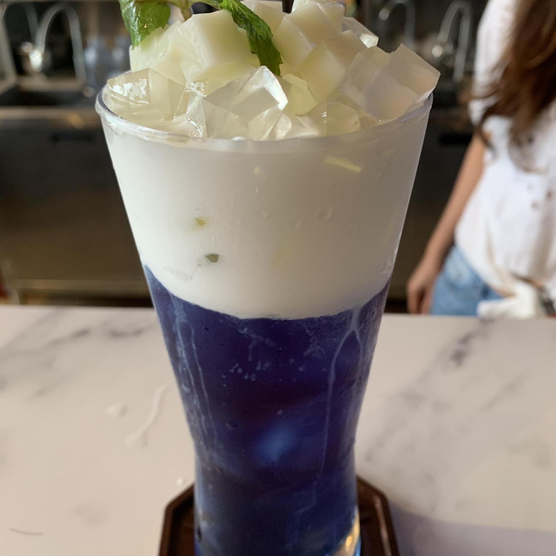 Sirô Trinh sâm dứa 650ml