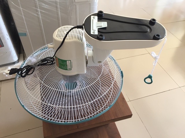 QUẠT TREO SENKO TC1623