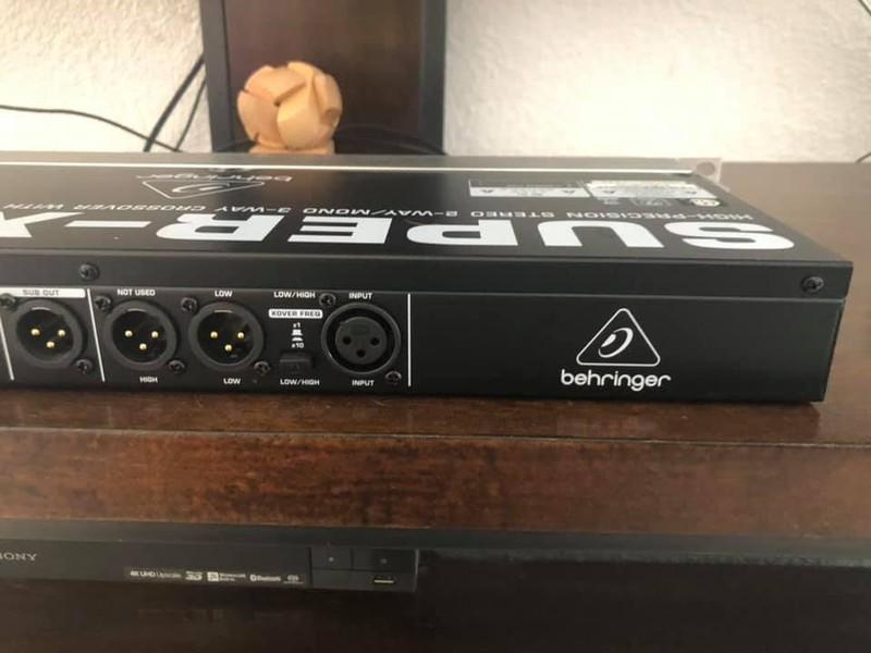 Bộ xử lý âm thanh Behringer CROSSOVERS CX2310