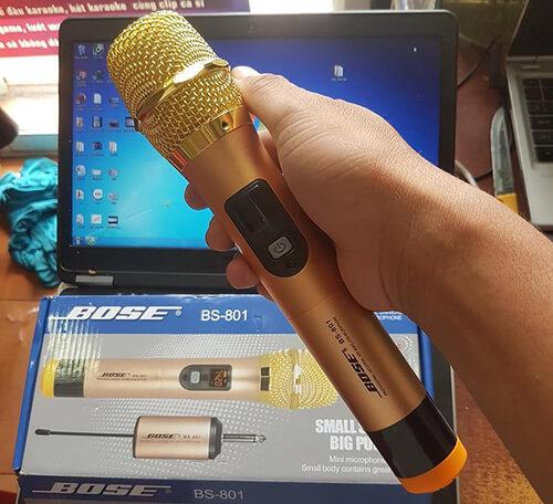 Micro không dây đa năng Karaoke BOSE BS-801