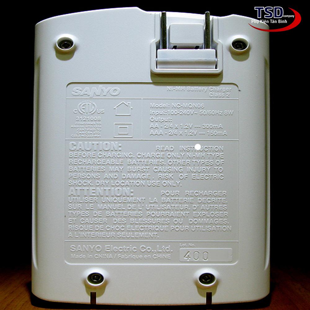Sạc Sanyo Eneloop