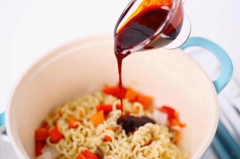 Mì cay Samyang Cà Ri 140g combo 15 gói