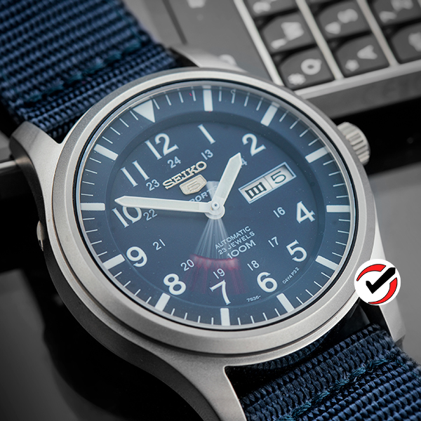 Đồng hồ nam Seiko SNZG11