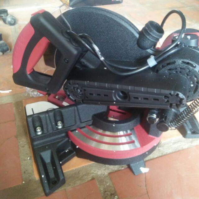 máy cắt nhôm osuka 255