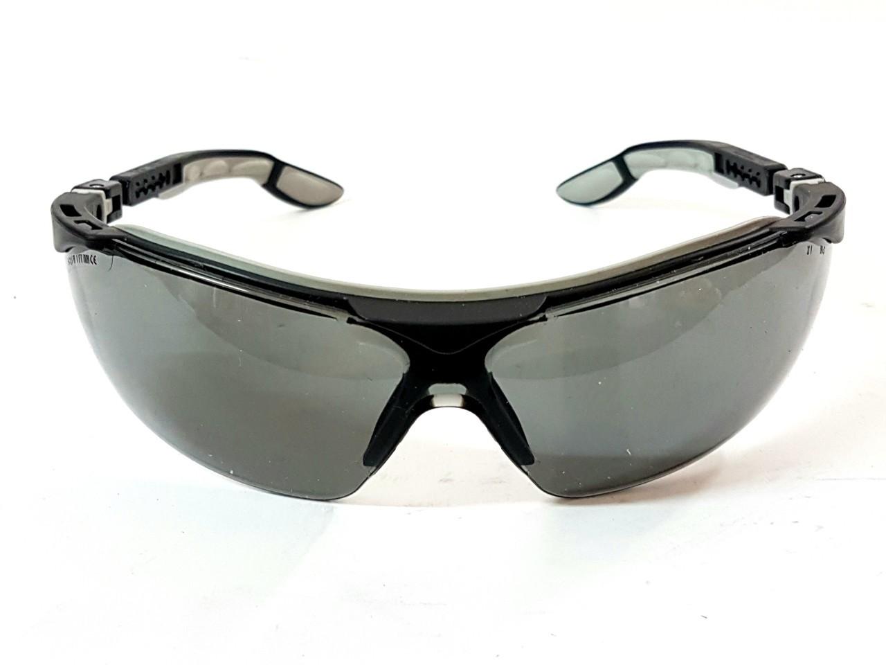 KÍNH BẢO HỘ UVEX 9160
