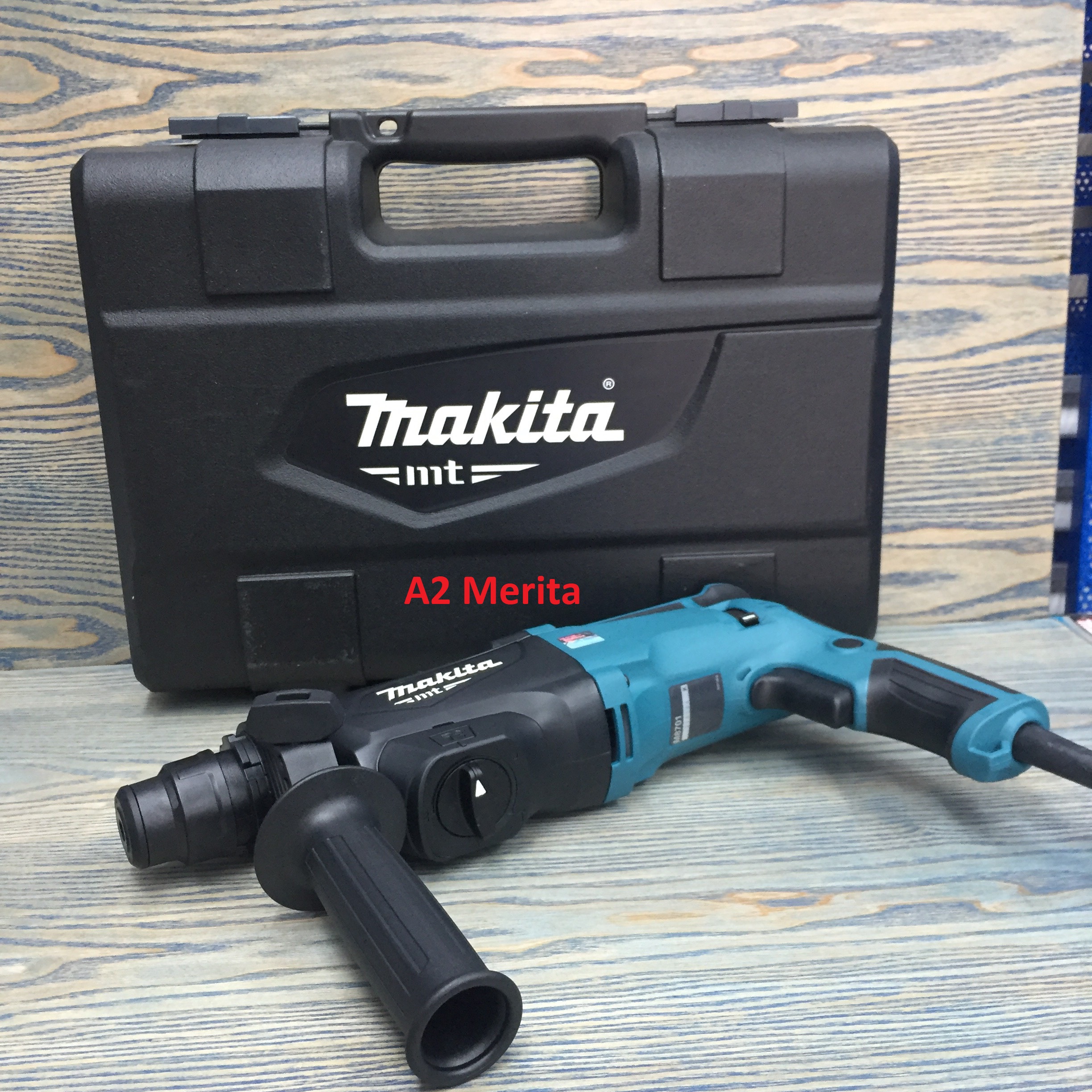 MÁY KHOAN MAKITA M8701B