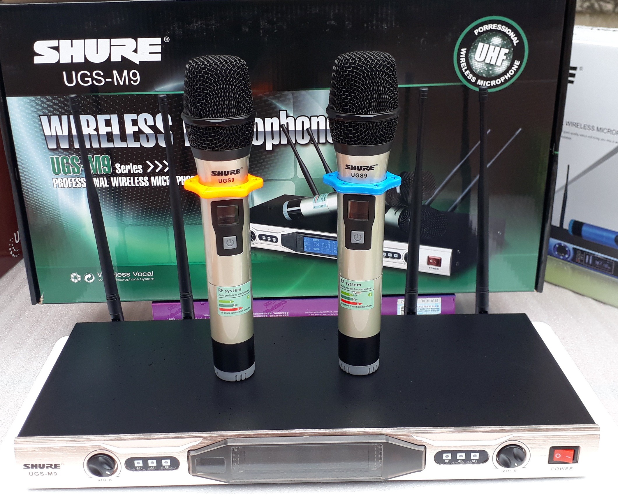 Micro karaoke Không dây Shure UGS M9