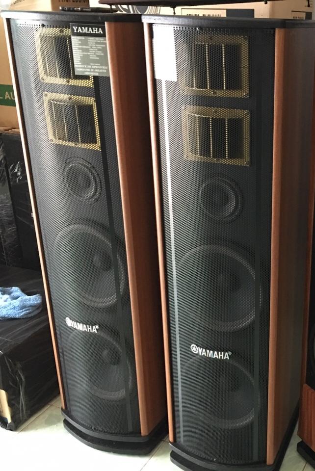 Loa Yamaha 909