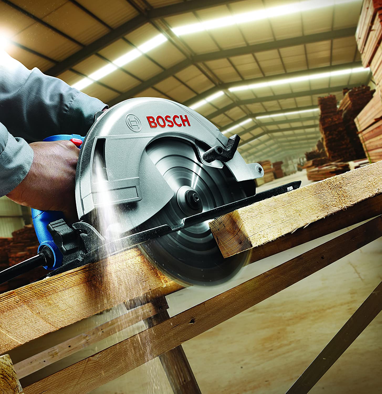 MÁY CƯA ĐĨA BOSCH GKS235 TURBO