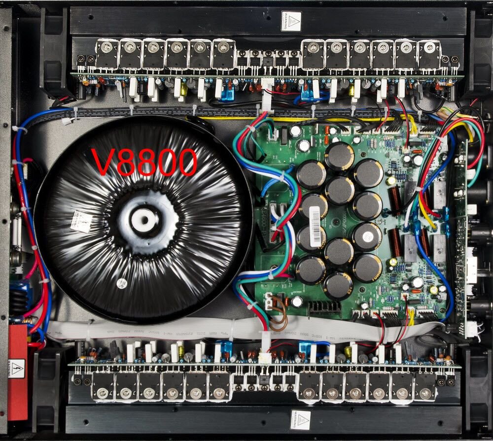Cục đẩy công suất 4 kênh Bosa V8800 (48 sò)