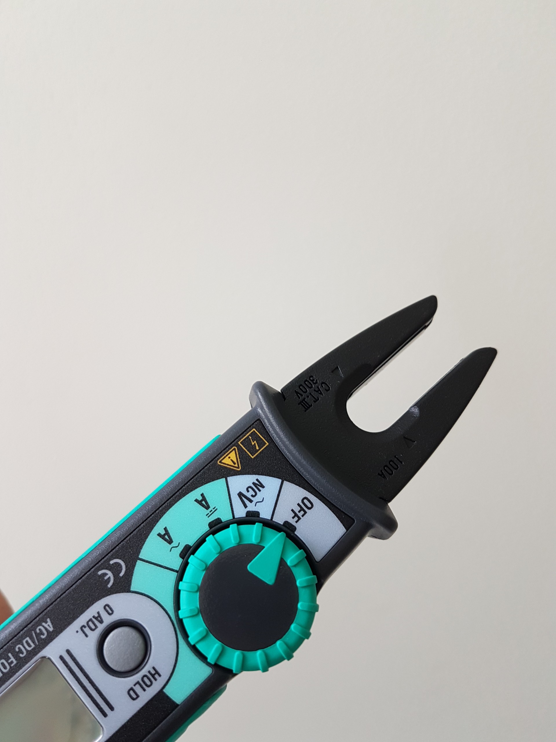 Ampe kìm Kyoritsu 2300R