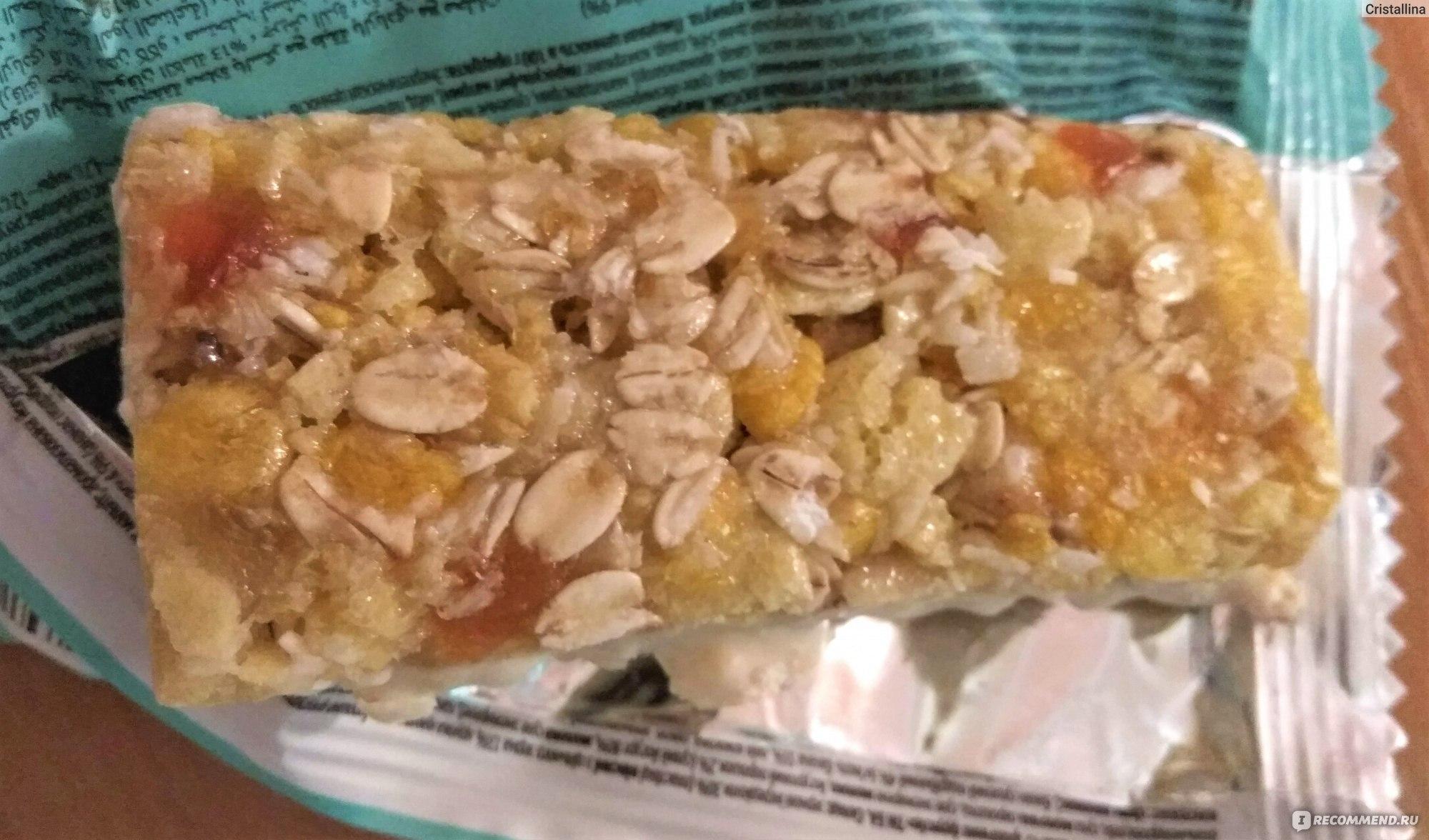 Ngũ Cốc Bakalland Hạt Diêm Mạch & Dâu Tây