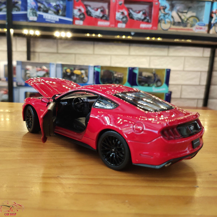Xe Mô Hình Ford Mustang 2015 1:24 Welly