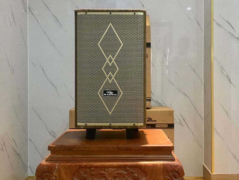 Loa kéo Kiomic K86