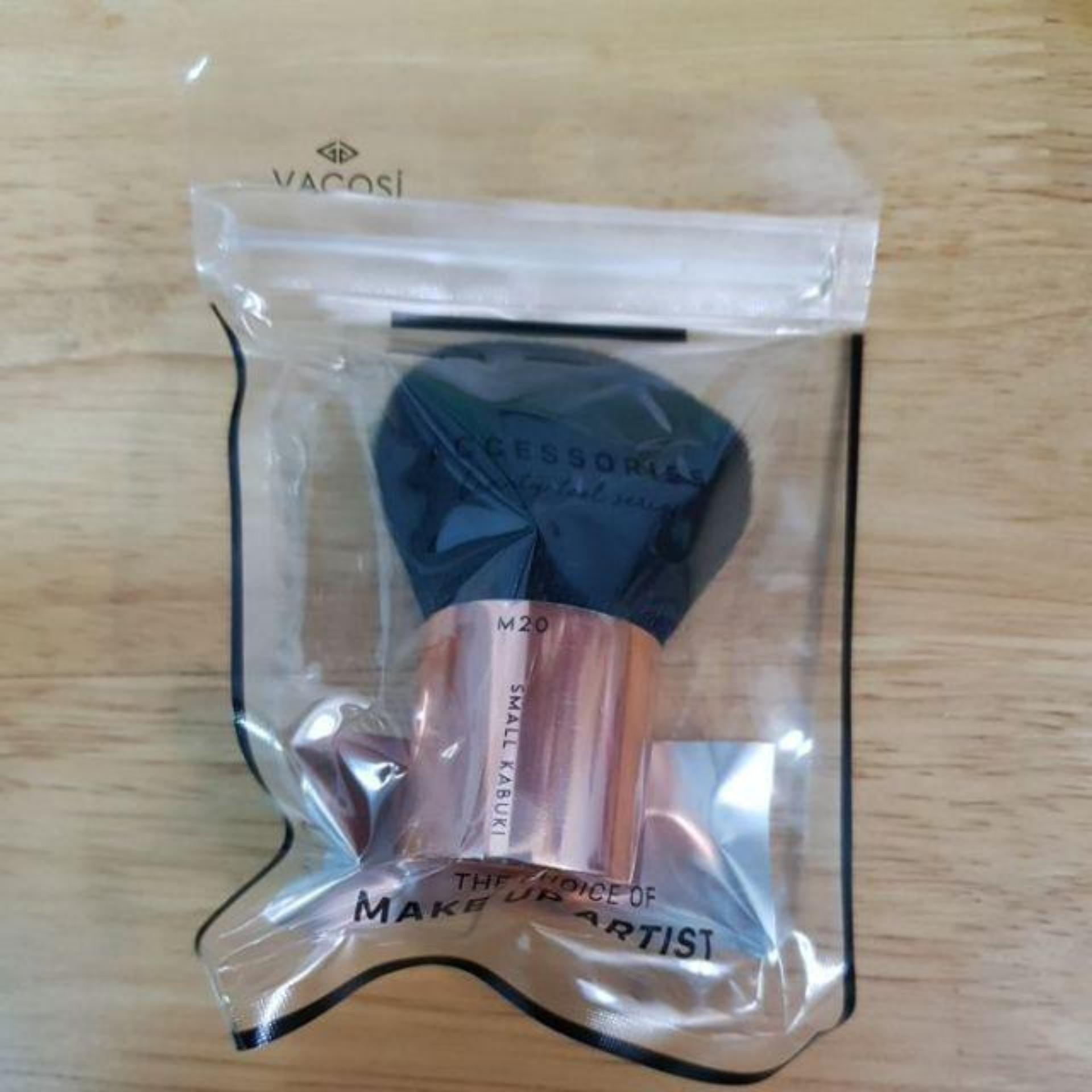 Cọ Kabuki Vacosi Pro Makeup M20