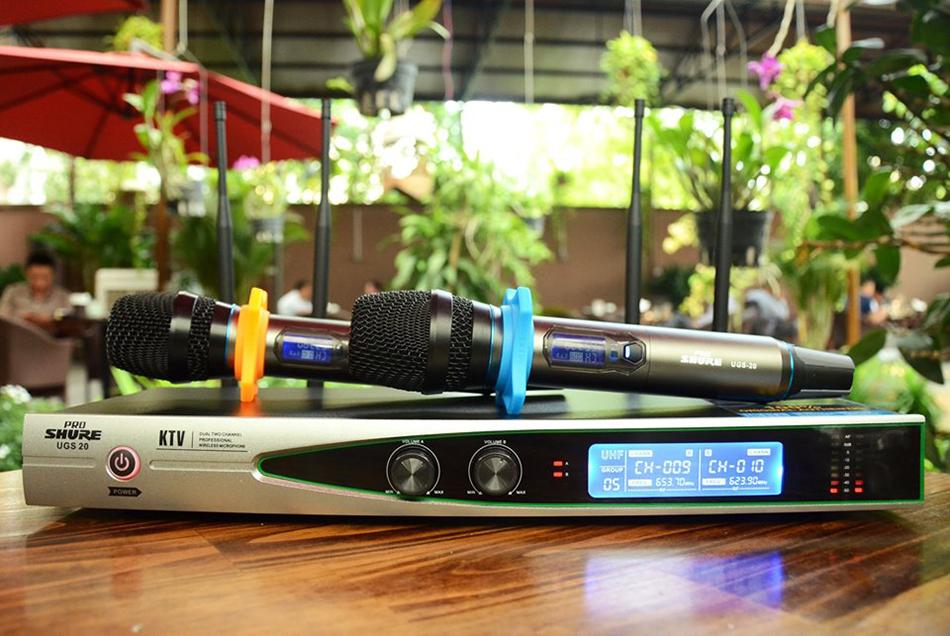 Micro karaoke không dây Shure UGS20
