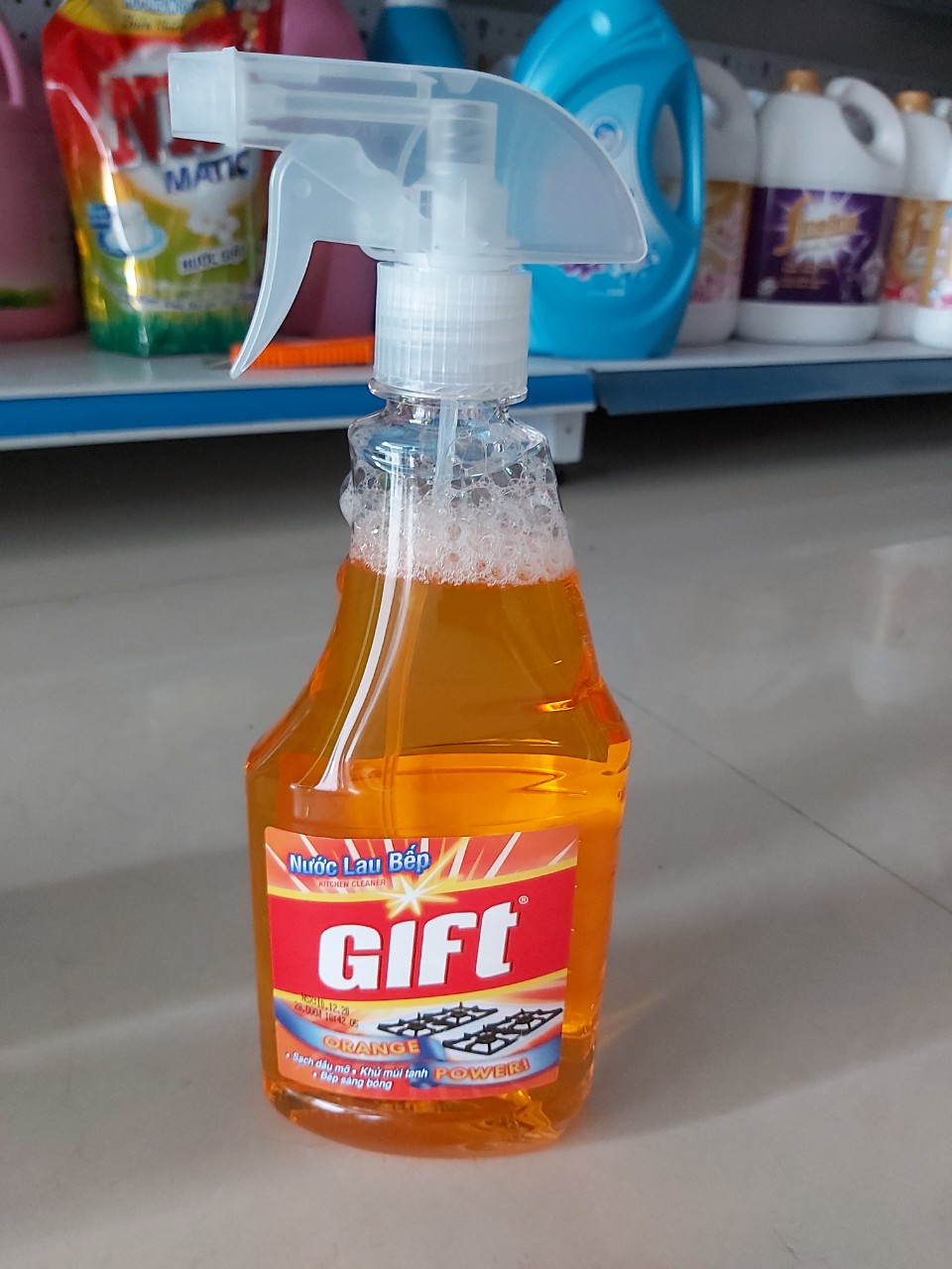 Nước lau kính Gift Trà xanh 580ML