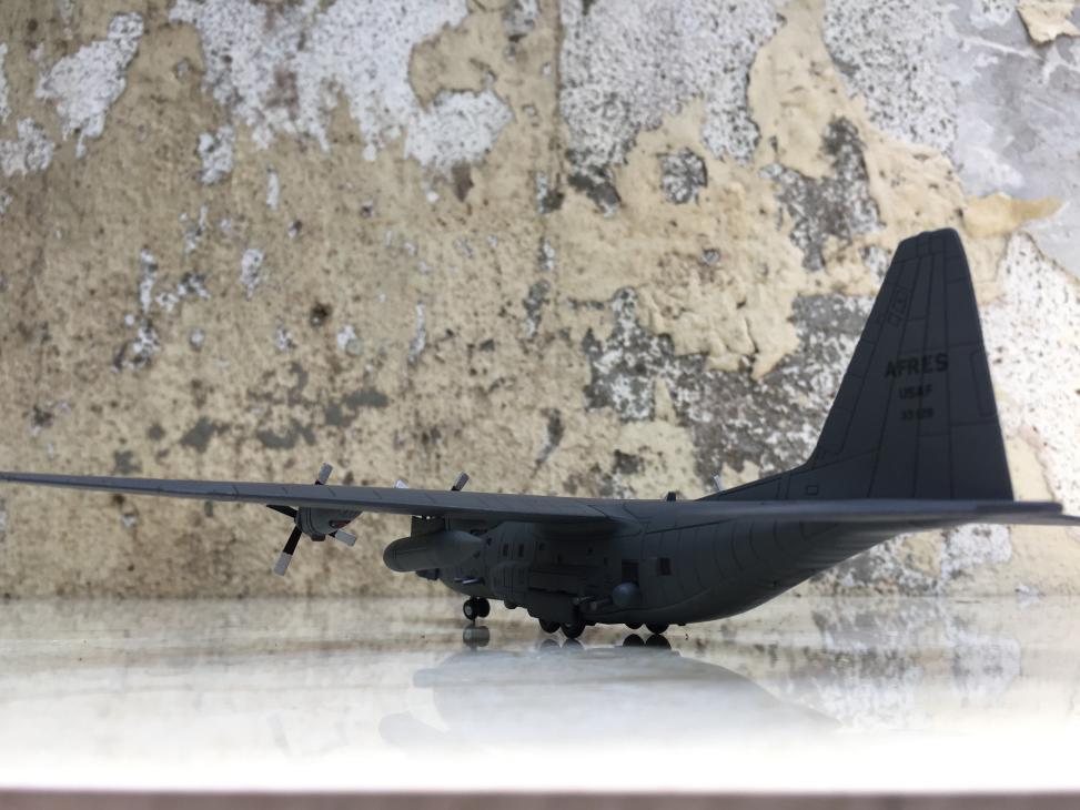 Mô hình máy bay AC-130A 1:200