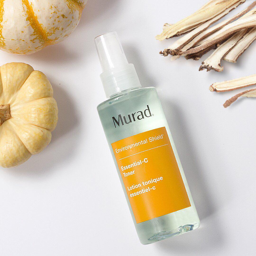 Nước cân bằng độ ẩm Murad Essential-C Toner 180ml