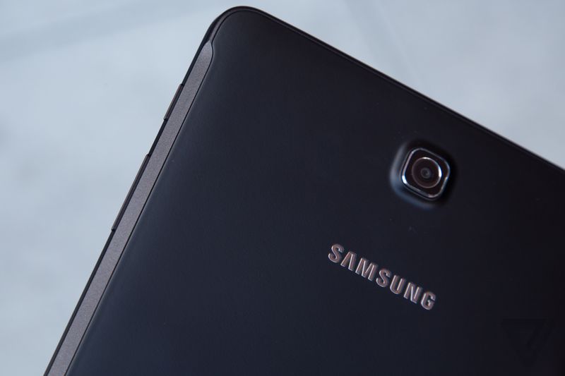 Máy tính bảng Samsung Galaxy Tab S2 9.7 T815