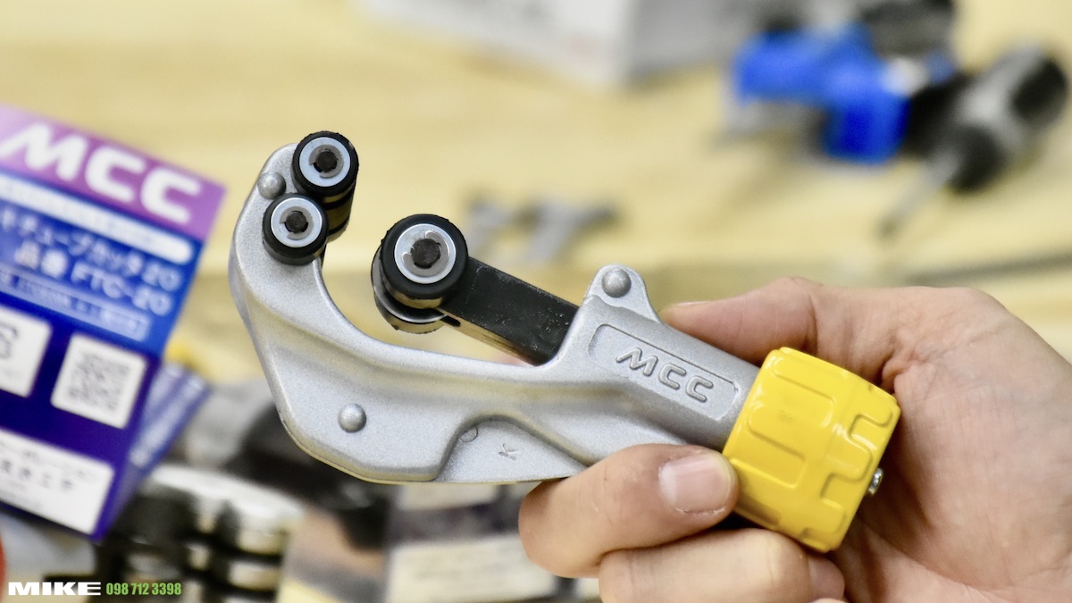 DAO CẮT ỐNG INOX MCC FTC-32