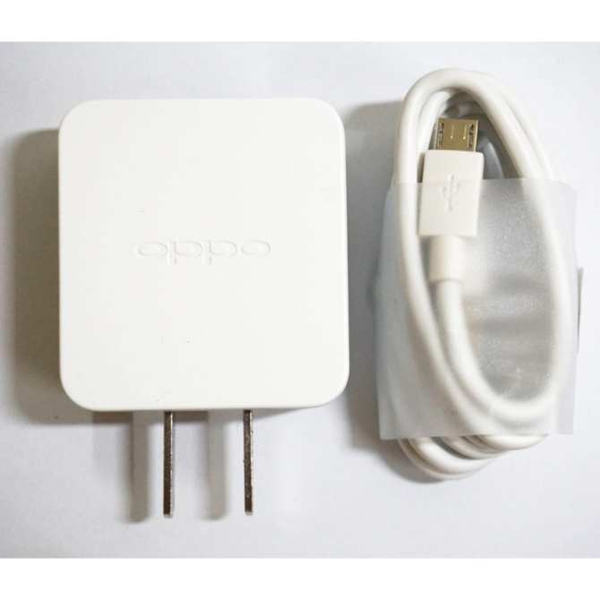 Bộ sạc Oppo AK717-2A