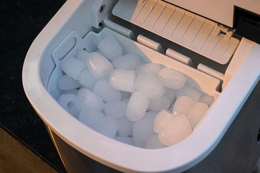 Máy làm đá CASO IceMaster Pro 3301