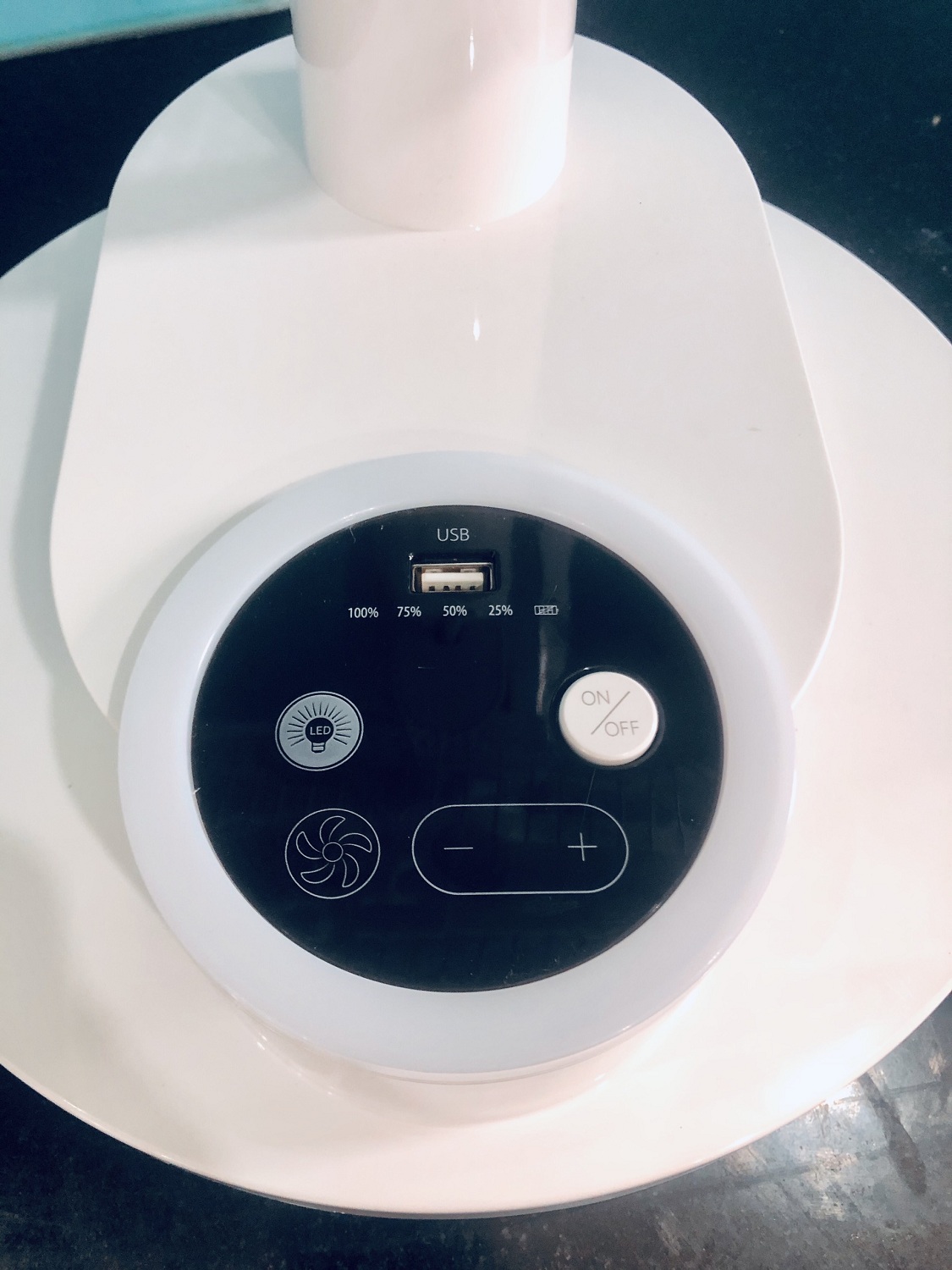QUẠT SẠC TÍCH ĐIỆN DP-F103AT