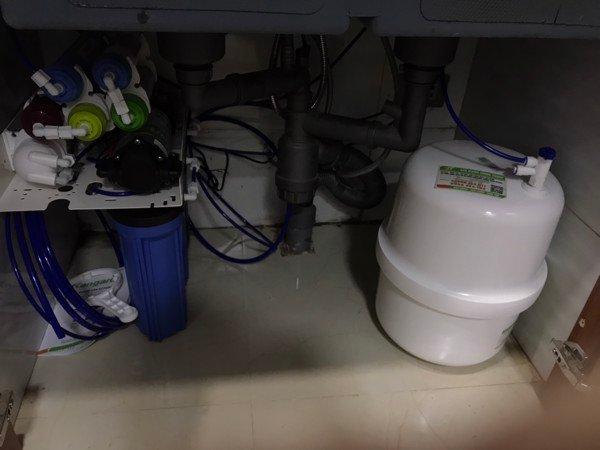 Máy lọc nước Kangaroo KG108H VTU - 8 lõi