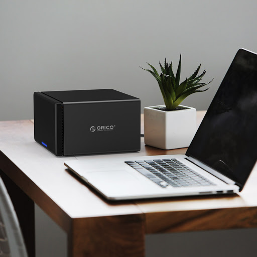 Box 8 ổ cứng 3.5 inch Orico NS800U3