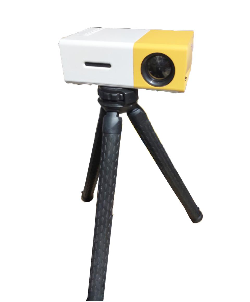 Máy chiếu mini YG-300