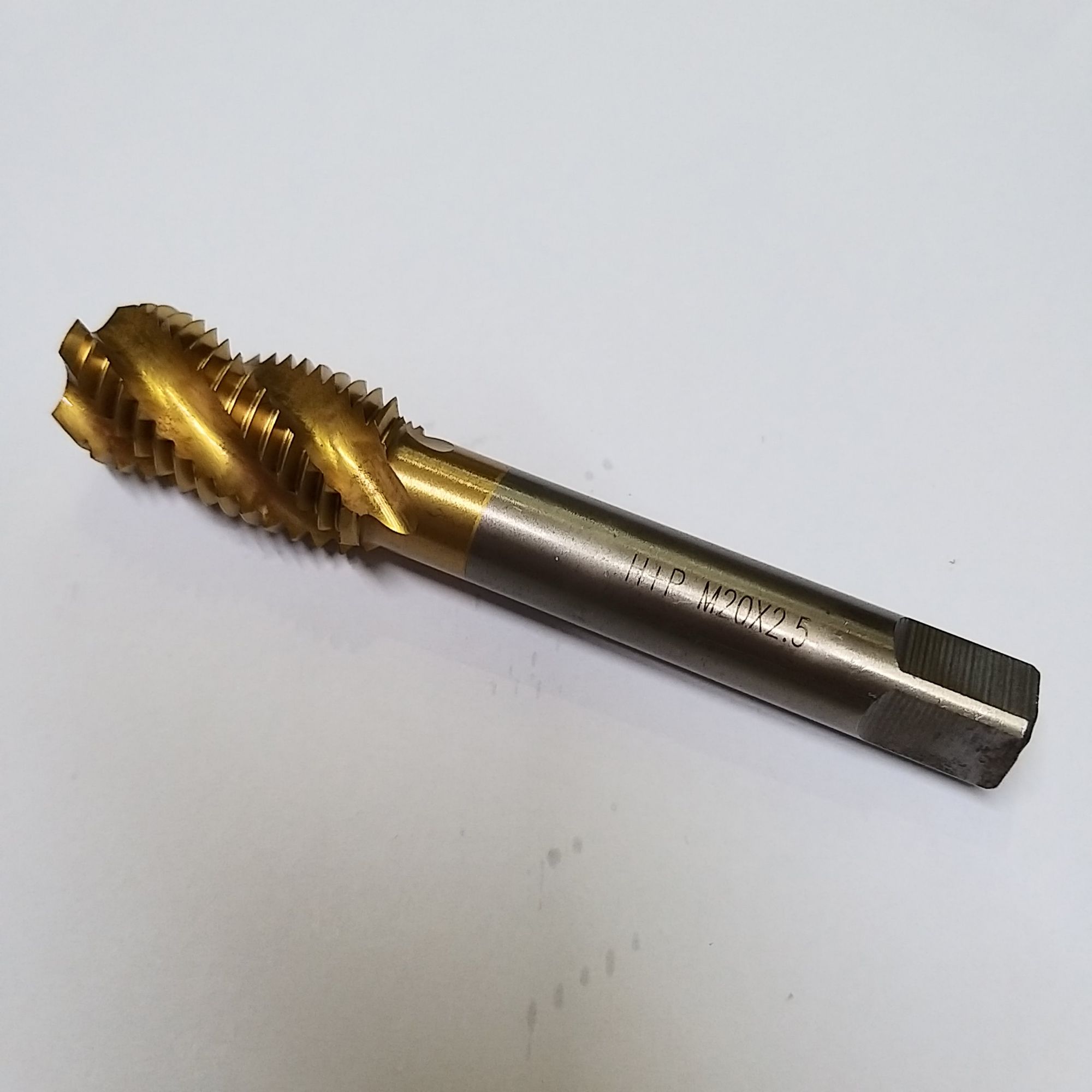 Bộ chia tẩu cốc ô tô HP M20